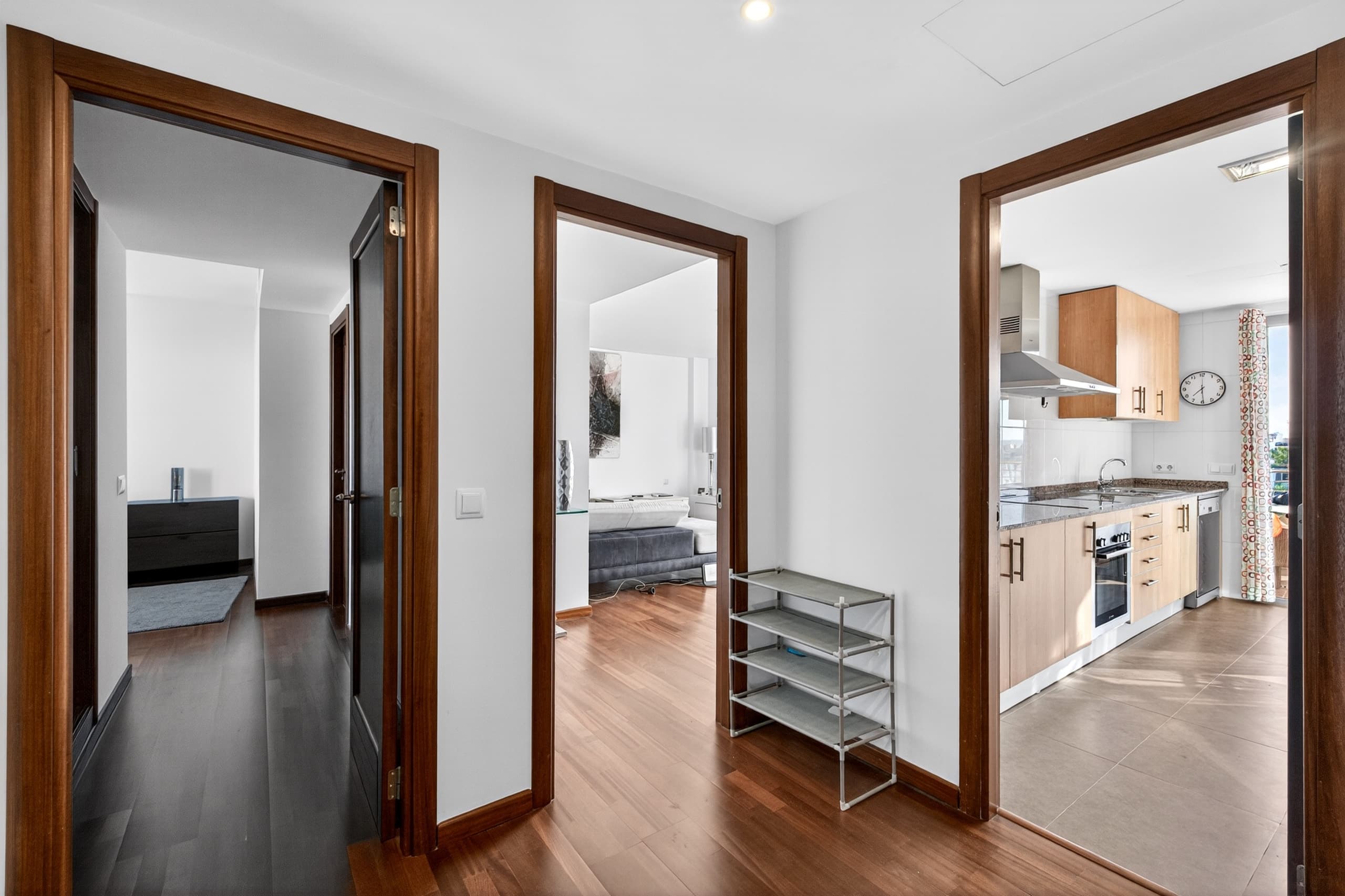 Beachfront penthouse, 5