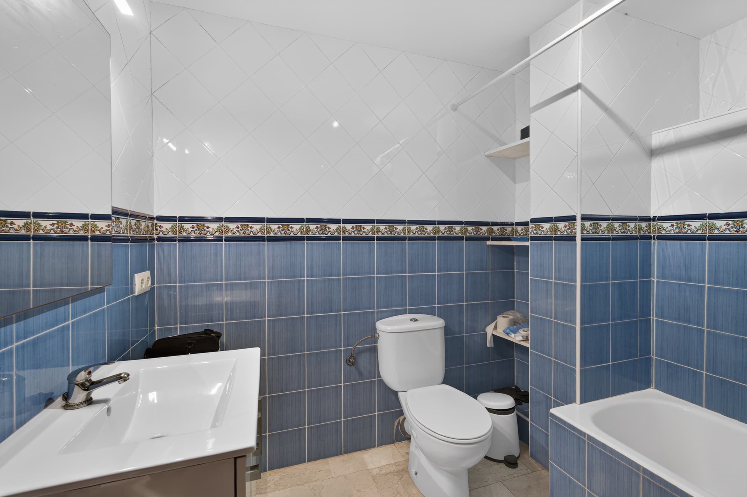 2-Bedroom Apartment in the Heart of Palma, 10