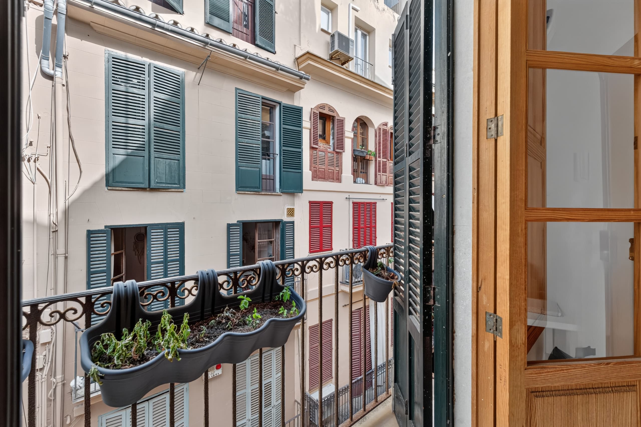 2-Bedroom Apartment in the Heart of Palma, 13
