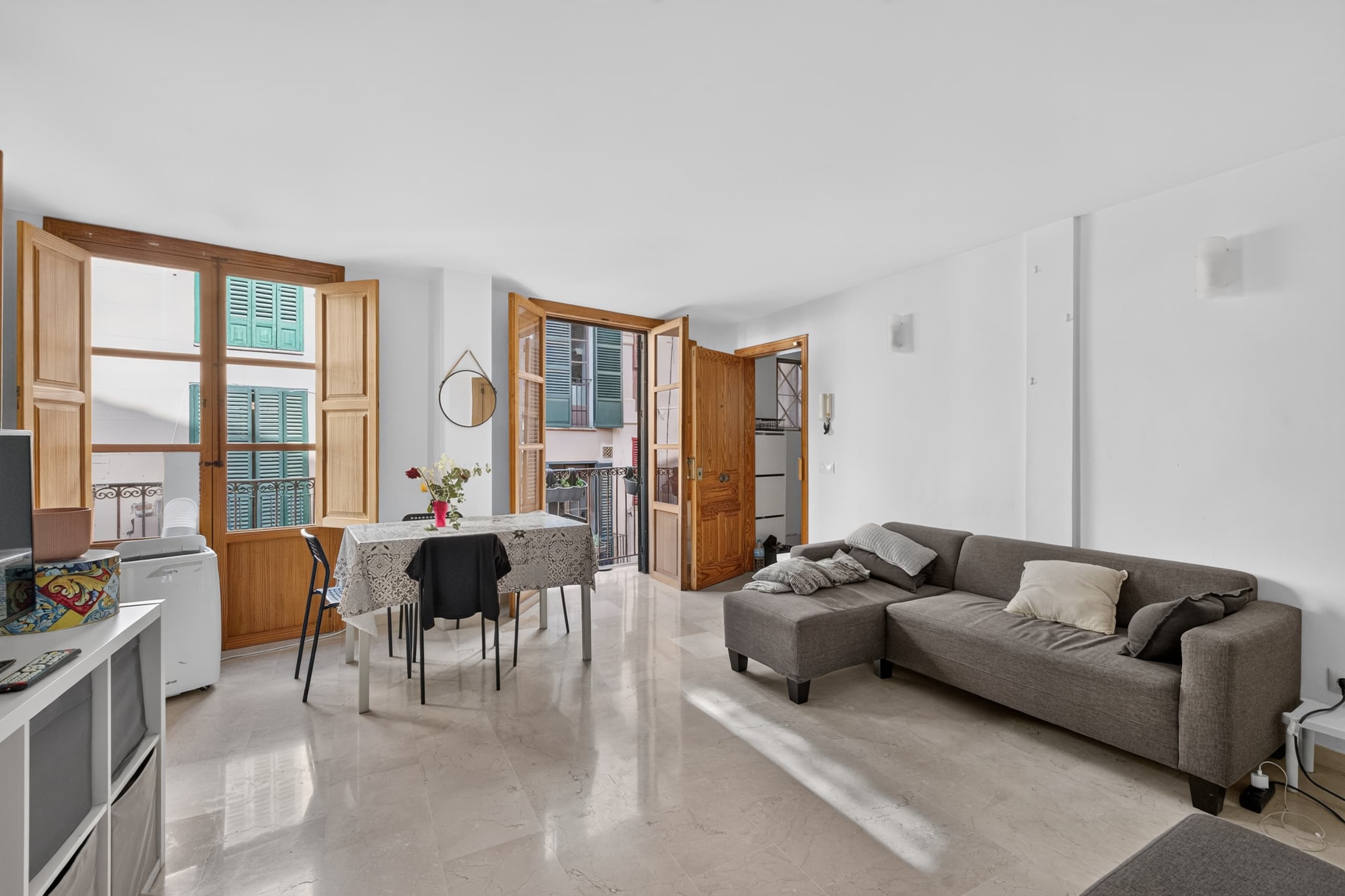 2-Bedroom Apartment in the Heart of Palma, 3