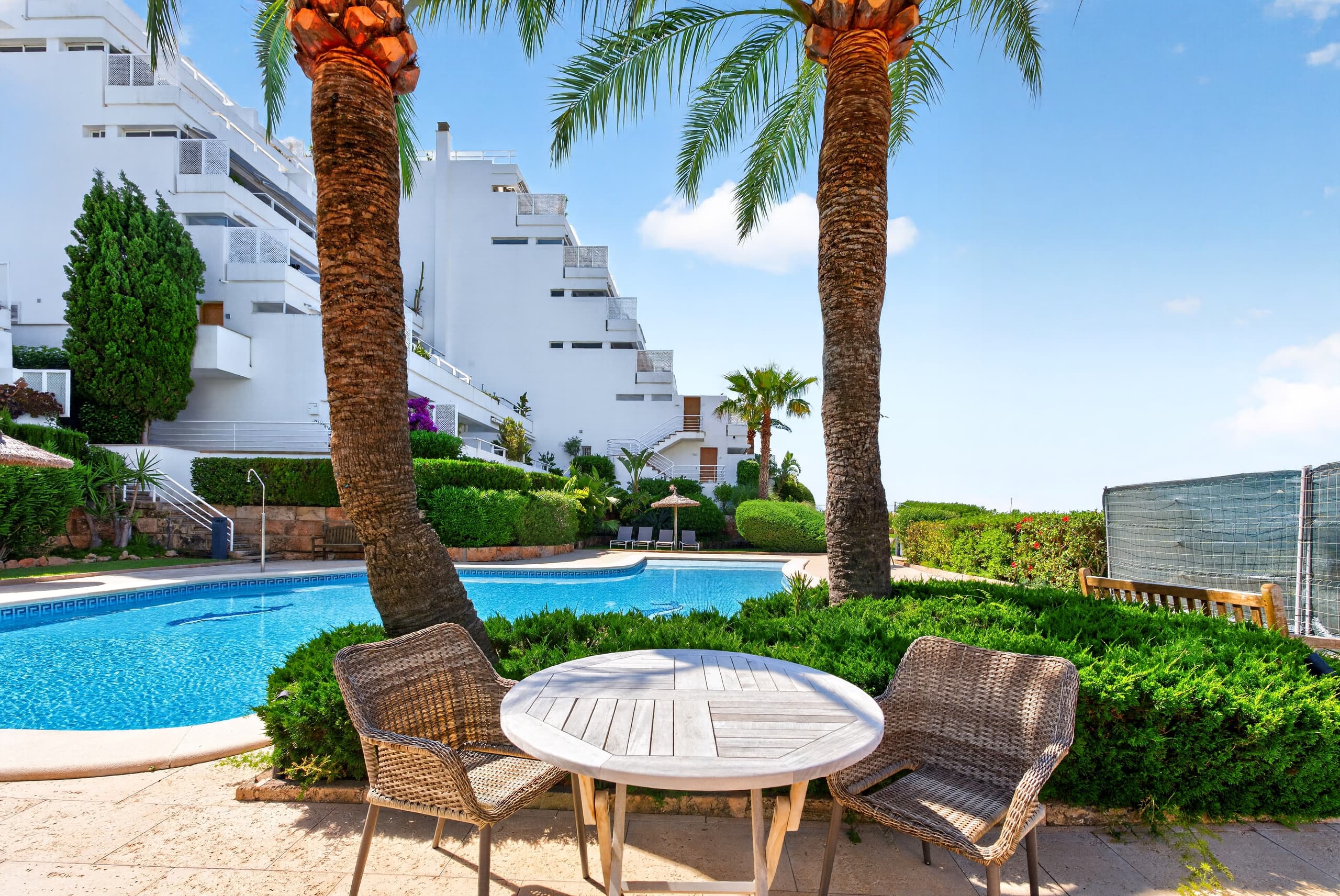 Apartment with a view of the harbor in Puerto Portals, 23
